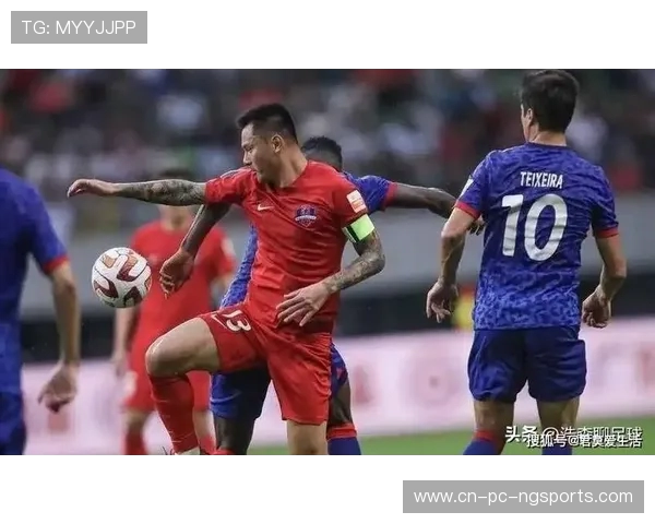 上海申花主场迎战梅州客家强强对决鏖战绿茵谁能笑到最后