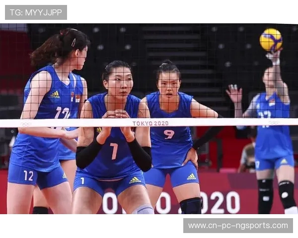 中国女排逆袭获胜提前锁定东京奥运资格 主力表现出色全队士气高涨