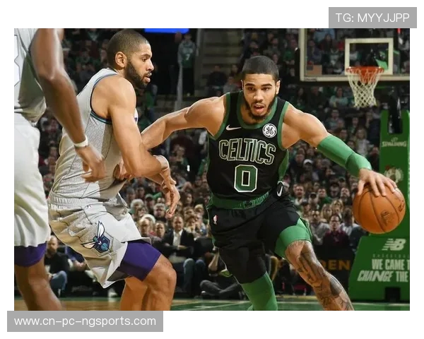 比尔·拉塞尔传奇人生：从篮球巨星到社会变革的象征