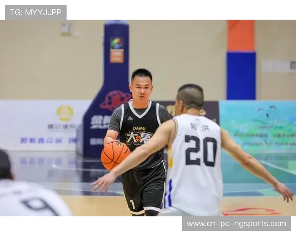 福建浔兴股份鏖战赛场展雄风激烈对决引爆篮球巅峰时刻 福建浔兴股份鏖战赛场展雄风激烈对决引爆篮球巅峰时刻