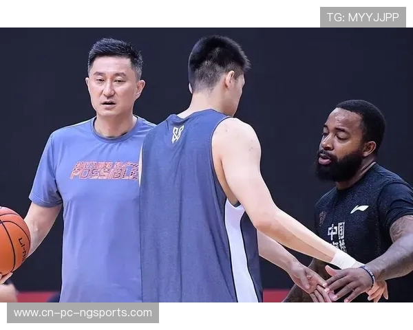 全国锦标赛回顾：广州篮球队展现卓越团队协作精神与默契配合