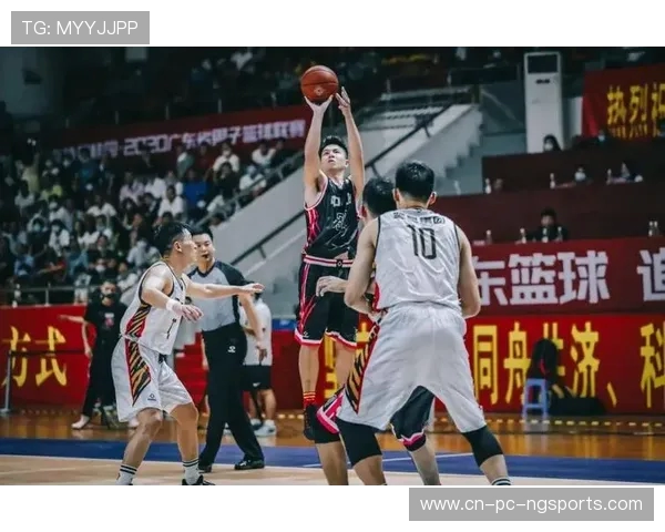 深圳篮球队节奏创新高引领联赛新风潮 深圳篮球队节奏创新高引领联赛新风潮