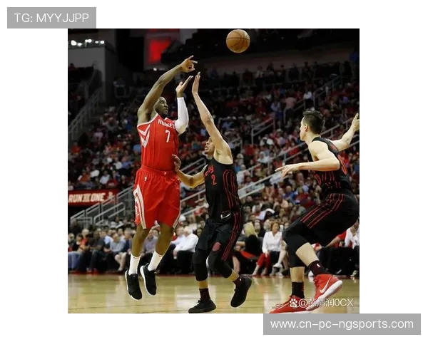 2016年勇士与火箭季后赛第三场精彩回顾与赛后分析 2016年勇士与火箭季后赛第三场精彩回顾与赛后分析